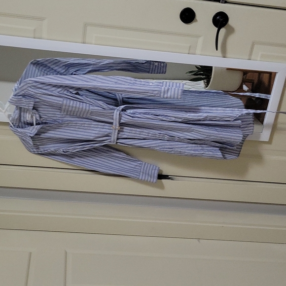 Calvin Klein Dress 🥰 - Picture 4 of 5